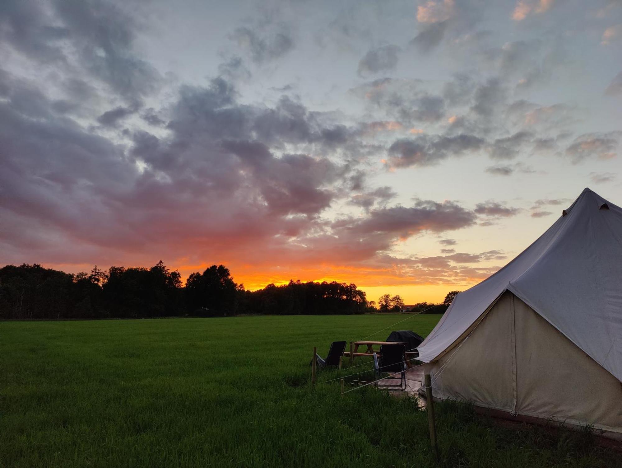 Under Canvas Bornholm Ostermarie Екстер'єр фото