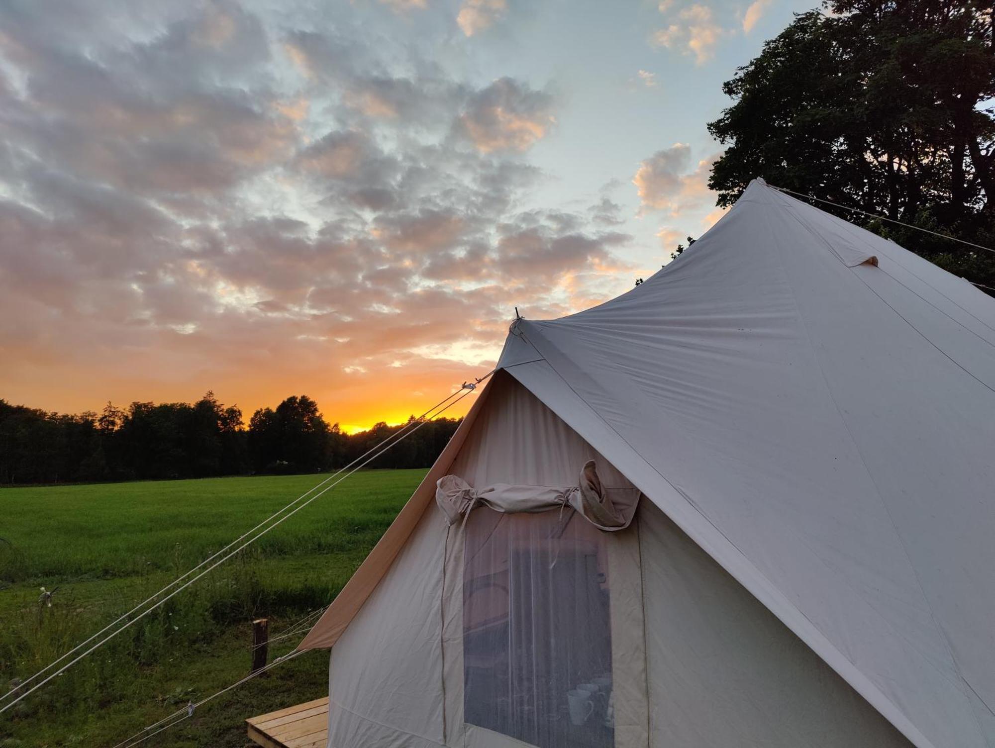 Under Canvas Bornholm Ostermarie Екстер'єр фото