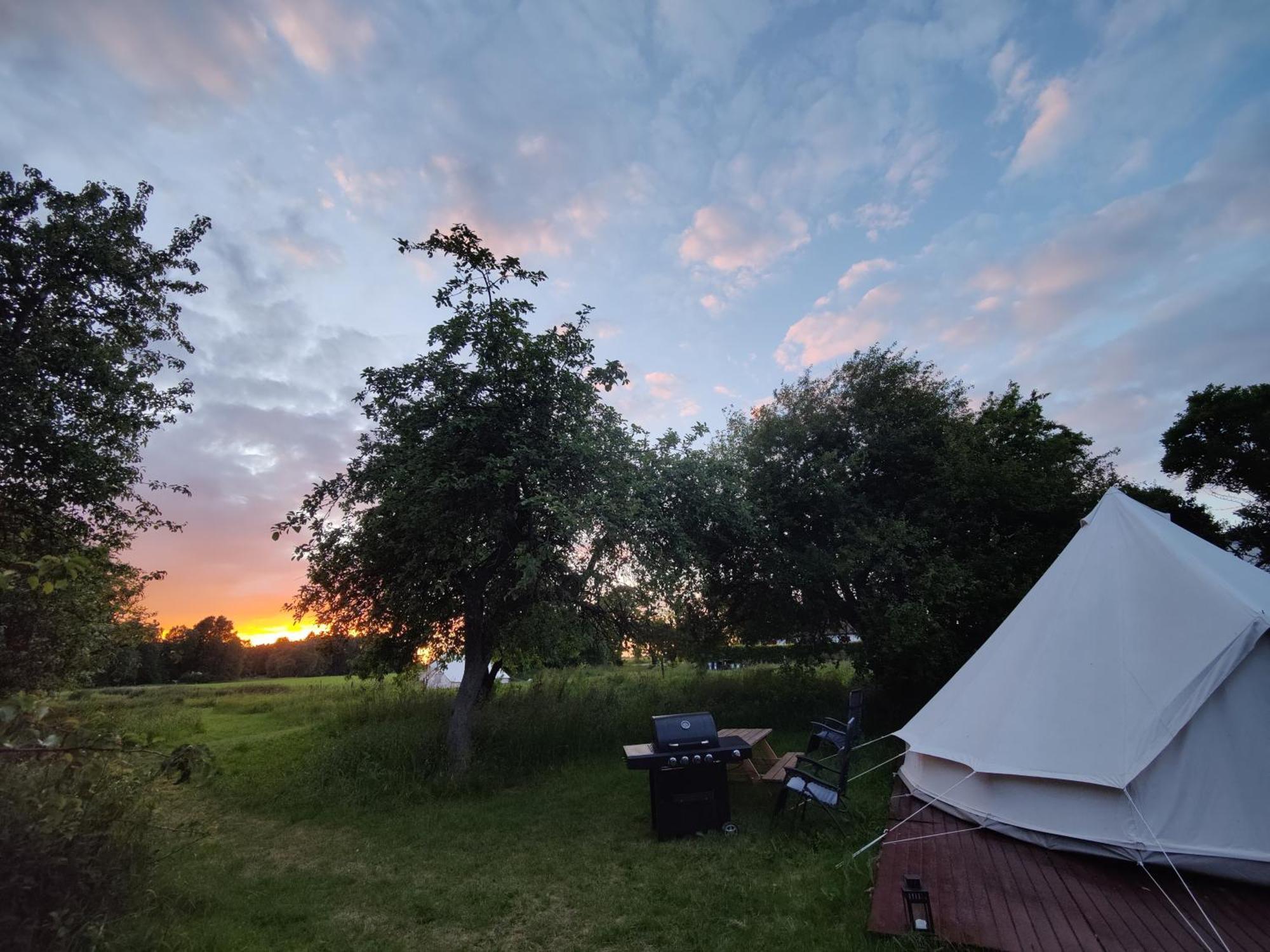 Under Canvas Bornholm Ostermarie Екстер'єр фото